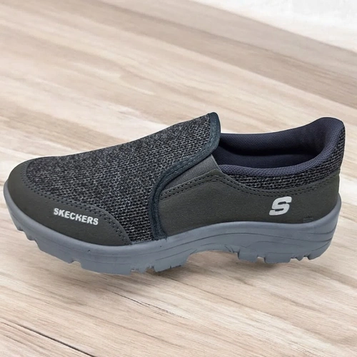 کتونی اسکیچرز